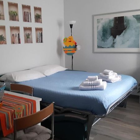 Ridi Home Zona Ospedaliera ナポリ エクステリア 写真