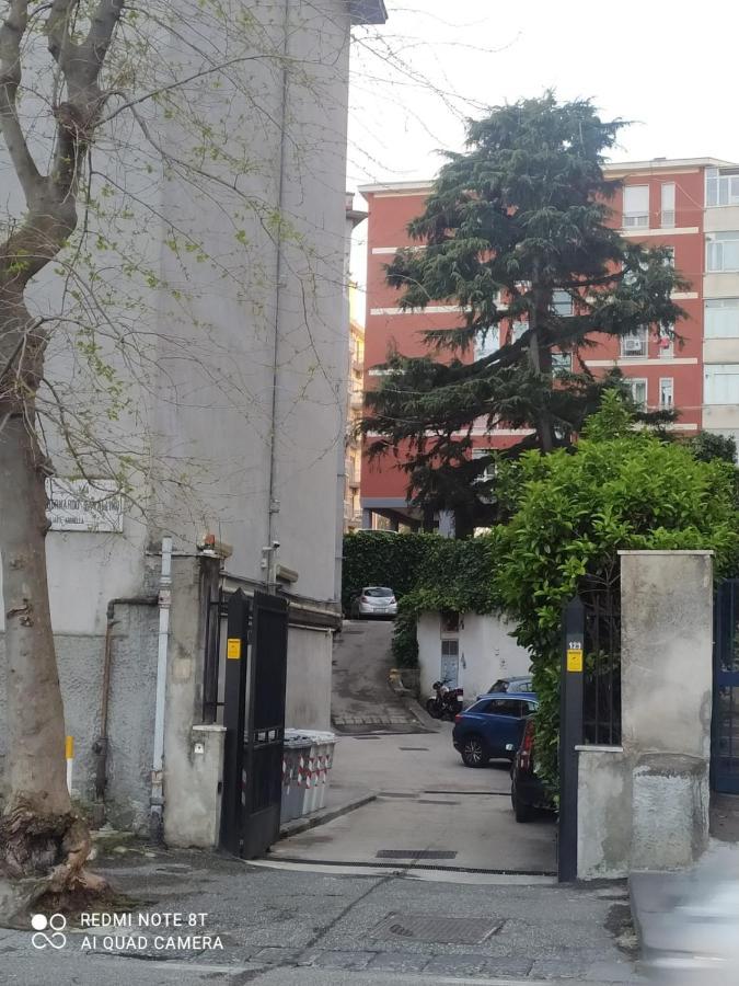 Ridi Home Zona Ospedaliera ナポリ エクステリア 写真